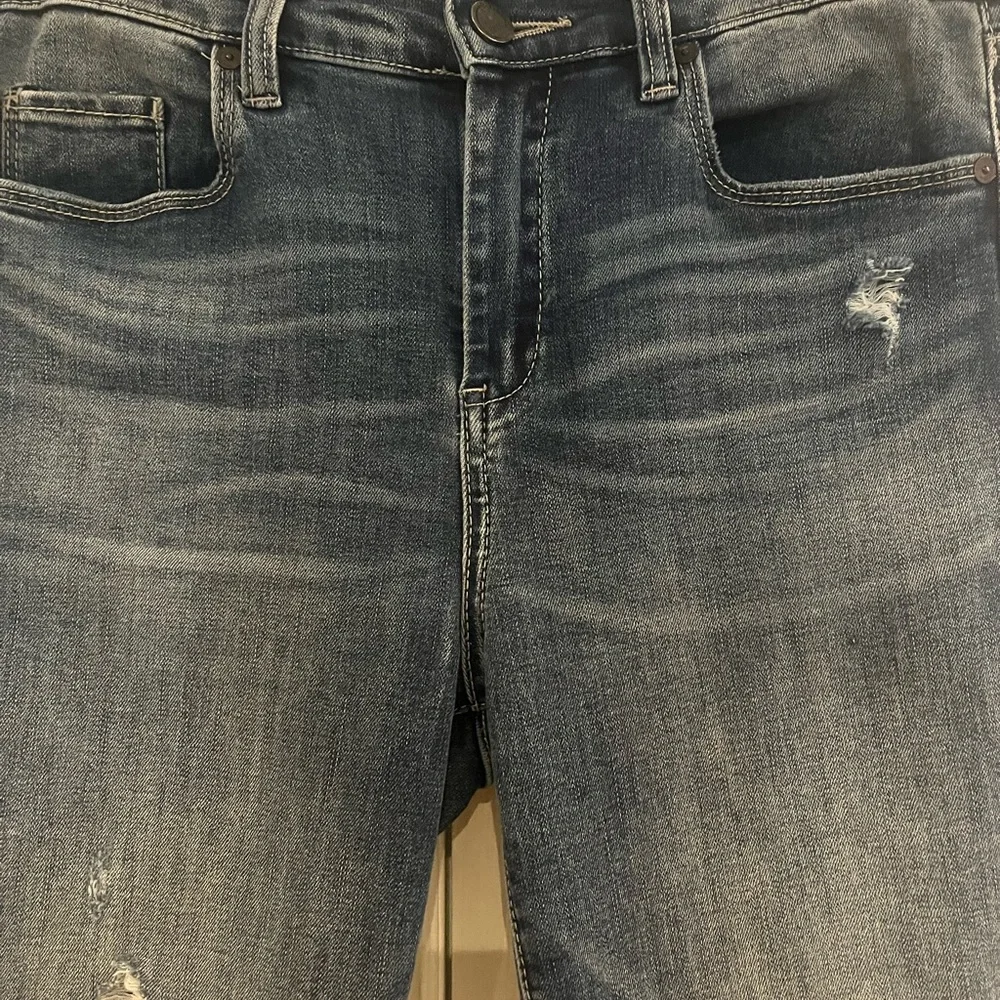 Women’s Blank NYC distressed mid rise skinny jeans - Picture 4 of 8